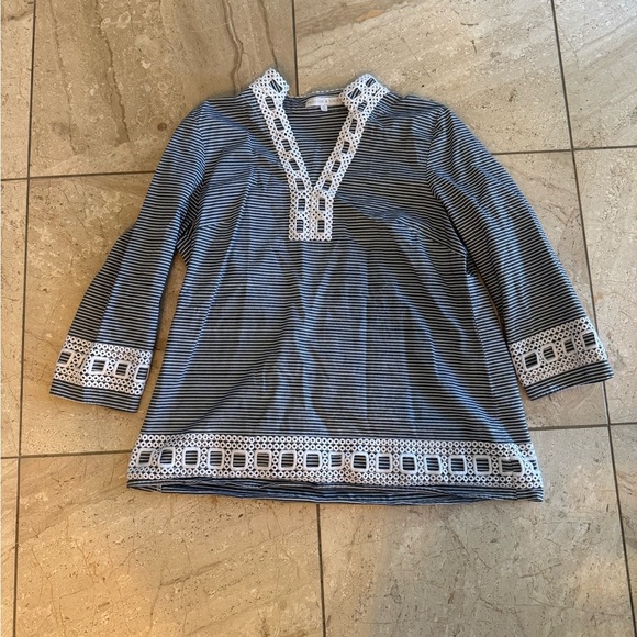Preston & York Blue and White Embroidered Blouse size XL - Picture 2 of 3